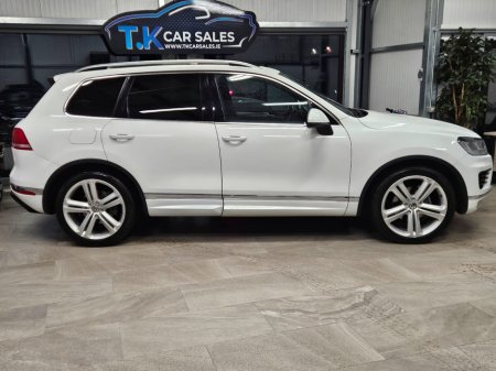 2015 Volkswagen Touareg 3.0 TDI V6 BMT 262HP €23,950