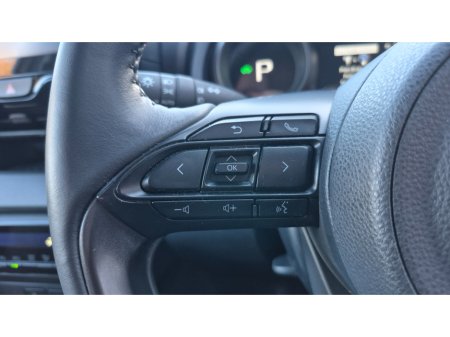 2022 Toyota Yaris 1.5 LUNA SPORT 4DR A €17,500 thumbnail