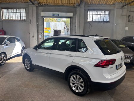2019 Volkswagen Tiguan - thumbnail 12