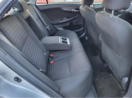 2010 Toyota Corolla - thumbnail 13