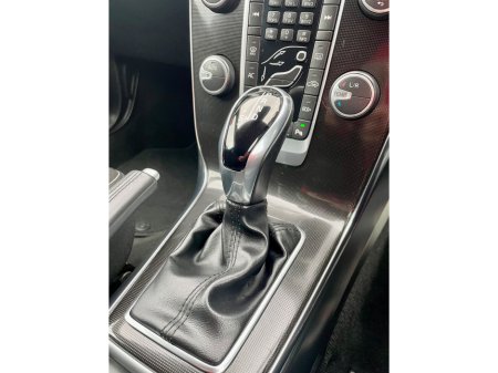 2017 Volvo V40 - thumbnail 28