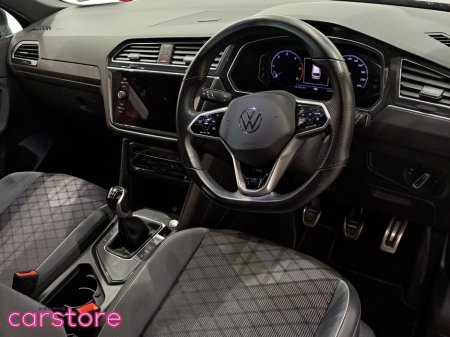 2023 Volkswagen Tiguan - thumbnail 15