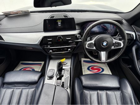 2018 BMW 5 Series - thumbnail 17