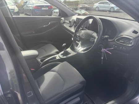 2017 Hyundai i30 - thumbnail 9