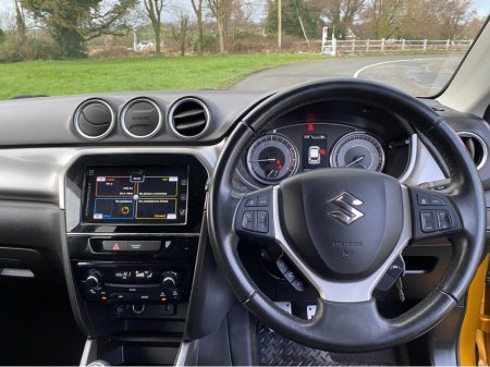 2021 Suzuki Vitara 1.4 BOOSTERJET HYBRID S SZ-T 5DR €21,750 thumbnail