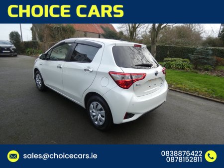 2019 Toyota Yaris - thumbnail 5