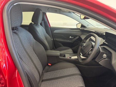 2026 Peugeot 308 - thumbnail 6