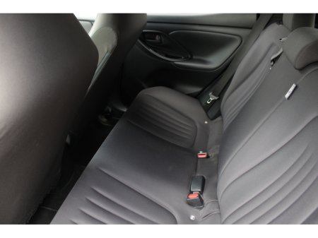 2021 Toyota Yaris - thumbnail 20