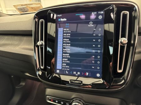 2023 Volvo XC40 - thumbnail 18