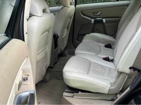 2014 Volvo XC90 D5 AWD SE GT 5DR AUTO *LOW KLMS* €15,999 thumbnail