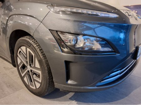 2022 Hyundai Kona EXECUTIVE 39kW -1 Owner - €16,950 thumbnail
