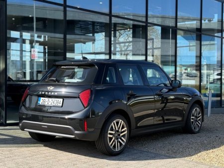 2026 MINI Hatch - thumbnail 2