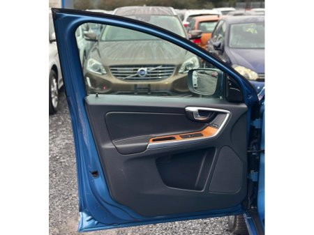 2017 Volvo XC60 2.0L Diesel Automatic  Sunroof (3276) €21,995 thumbnail