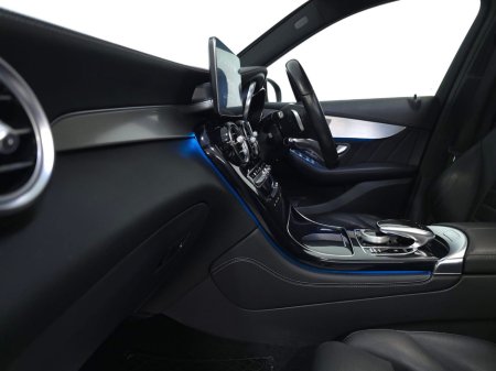 2019 Mercedes-Benz GLC Class  €35,950 thumbnail