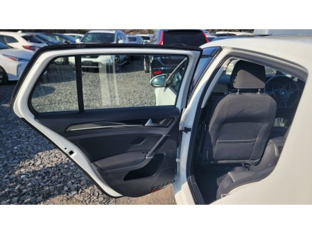 2014 Volkswagen Golf - thumbnail 13