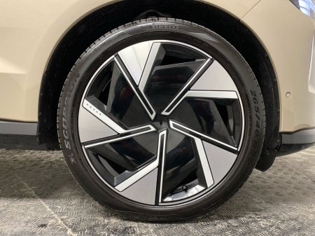 2026 Volvo EX90 - thumbnail 6