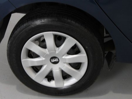 2017 Dacia Sandero - thumbnail 24