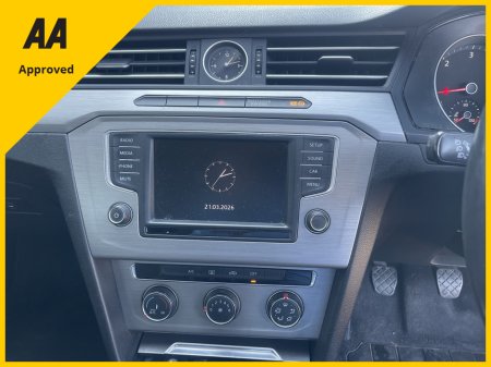 2015 Volkswagen Passat - thumbnail 8