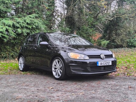 2014 Volkswagen Golf - thumbnail 2