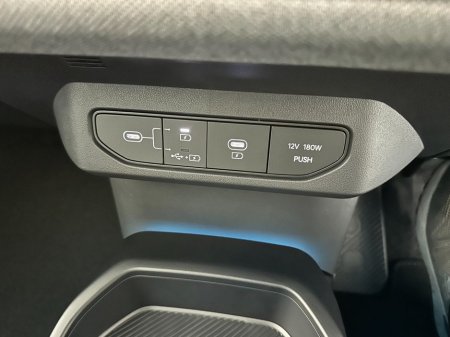 2026 Kia EV4 0% Finance Earth 3 €51,900 thumbnail