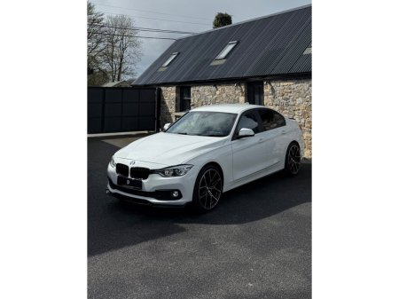 2017 BMW 3 Series - thumbnail 3