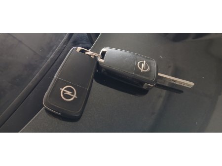 2016 Opel Corsa - thumbnail 4