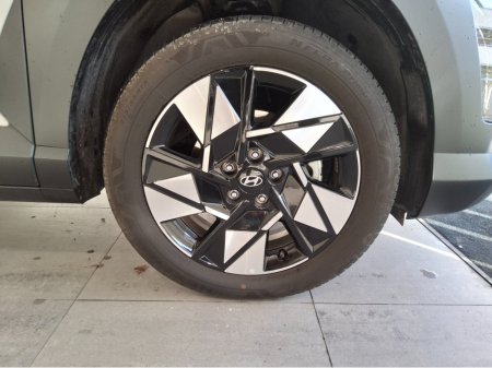 2025 Hyundai Kona HYBRID ELEGANCE €35,950 thumbnail