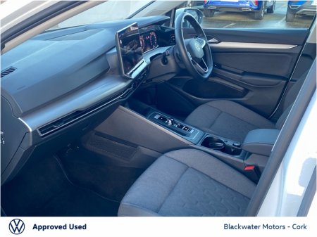 2025 Volkswagen Golf - thumbnail 21