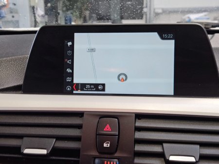 2018 BMW 3 Series - thumbnail 12