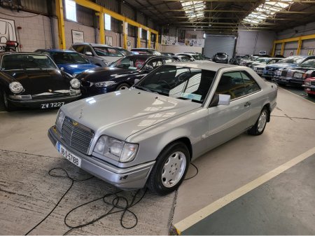 1996 Mercedes-Benz E Class E200 COUPE // CLEAN EXAMPLE // APPRECIATING CLASSIC// RECENT MAJOR SERVICE €5,999