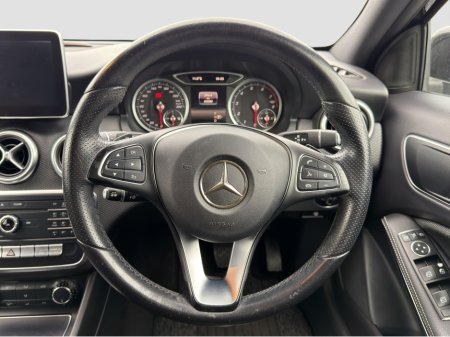2016 Mercedes-Benz A Class - thumbnail 10