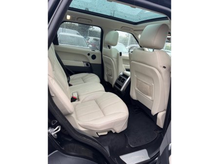 2016 Land Rover Range Rover Sport 3.0 TDV6 HSE €26,800 thumbnail