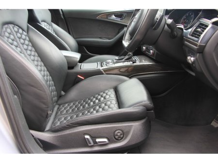 2016 Audi RS6 - thumbnail 13