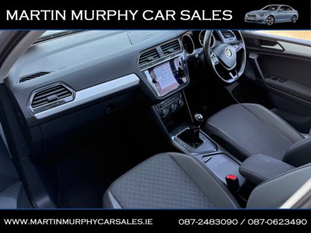 2019 Volkswagen Tiguan - thumbnail 12