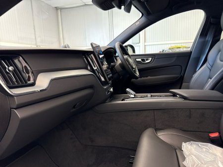 2026 Volvo XC60 - thumbnail 2