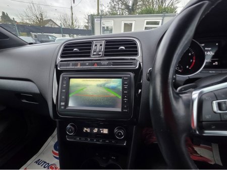 2015 Volkswagen Polo - thumbnail 14