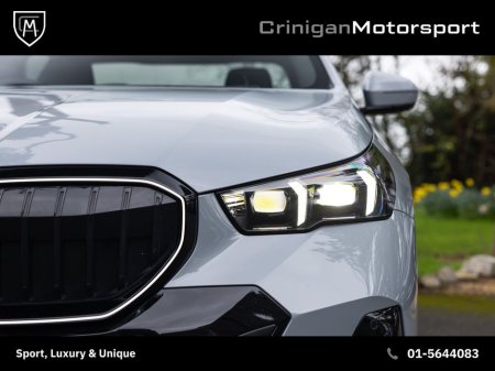 2024 BMW 5 Series - thumbnail 11