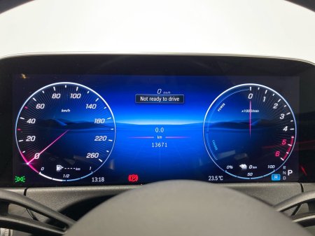 2025 Mercedes-Benz E Class - thumbnail 9