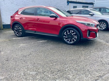 2023 Kia XCeed - thumbnail 3