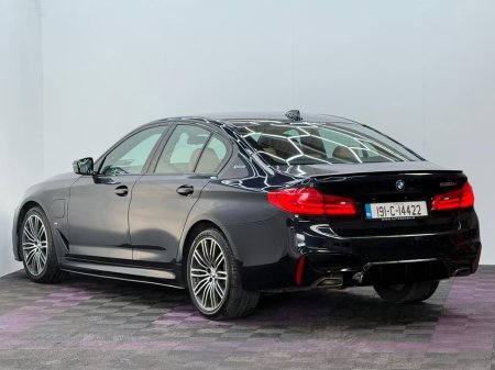 2019 BMW 5 Series - photo 4