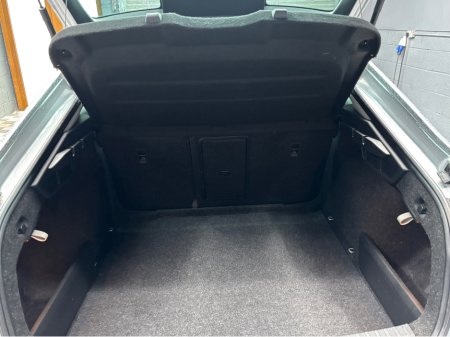 2021 Skoda Octavia - thumbnail 10