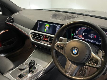 2021 BMW 3 Series - thumbnail 10