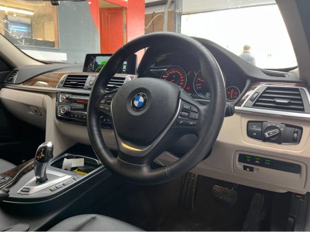 2016 BMW 3 Series - thumbnail 8