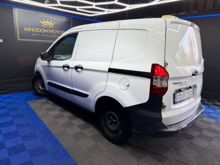 2017 Ford Courier  €6,400 thumbnail