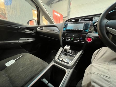 2022 Honda Shuttle €17950 2022 HONDA SHUTTLE HYBRID SENSING 1.5 AUTOMATIC / CRUISE CONTROL / REVERSE CAMERA AND MORE €17,950 thumbnail