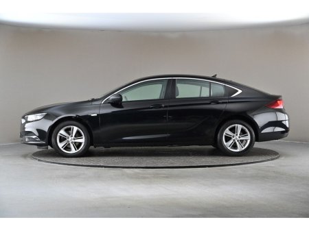 2020 Opel Insignia 1.6 GRAND SPORT SE 136BHP 5DR 6SPD SAT NAV €15,490 thumbnail