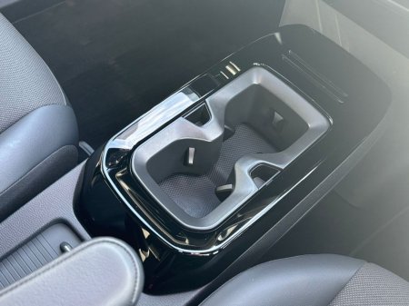 2022 Volkswagen ID.4 GTX 220 KW GTX Business 77KWH 299HP €26,990 thumbnail