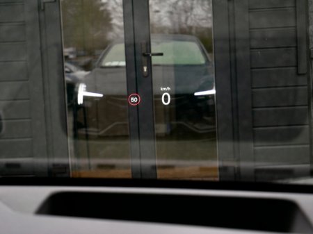 2024 Polestar 3 Long Range Dual Motor 111kWh €74,950 thumbnail