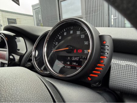 2017 MINI Cooper Black Ed 1.5P €15,750 thumbnail