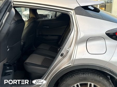 2022 Toyota C-HR 1.8 HYBRID SOL thumbnail